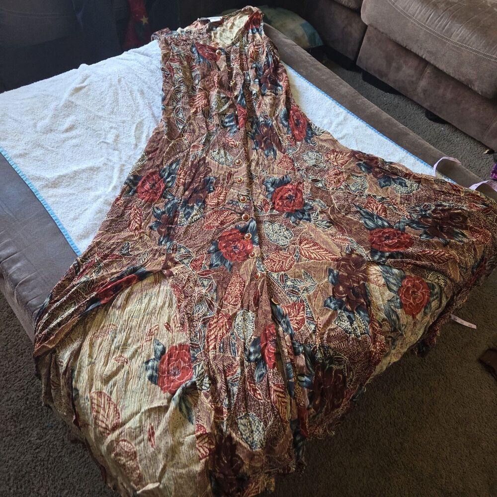 Betsy Lauren Floral Crinkle Rayon Button Front Cottagecore Maxi Dress L 48”